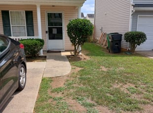 Bush Trimming by Mario Morris for Latosha H. in Charlotte, NC