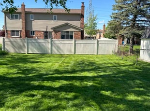 Geraldine C.'s Lawn Maintenance service result