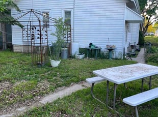 Cleanups by Jevonta Johnson for Tod P. in Milwaukee, WI