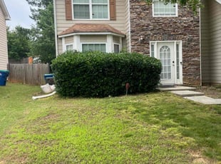 Bush Trimming by Jeffrey Curtis for Brittany H. in Atlanta, GA