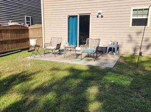 Joanne Z.'s Yard Cutting service result