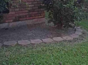 Weeding by Phillip Minniefield for William H. in Bossier City, LA