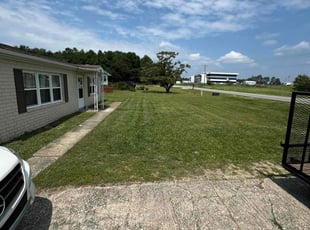 Jonas W.'s Lawn Mowing service result