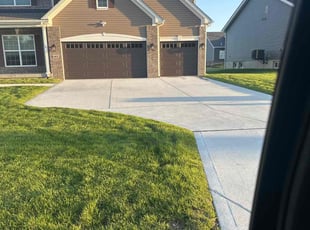 Sean R.'s Lawn Mowing service result