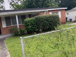 Bush Trimming by Bradly Reil for Lisa S. in Jacksonville, FL