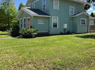 Lara G.'s Lawn Maintenance service result