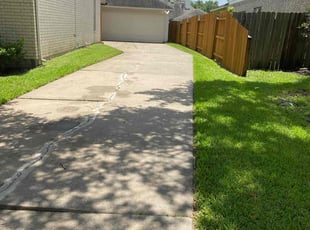 Jesse E.'s Lawn Maintenance service result