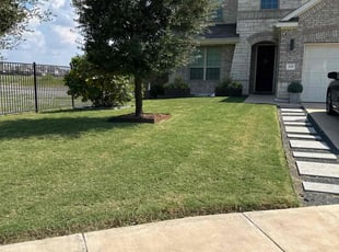 Cheryl R.'s Lawn Service service result