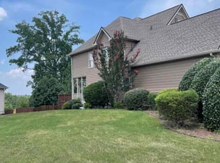 Bush Trimming by Zemery Woodruff for Amardeep R. in Acworth, GA