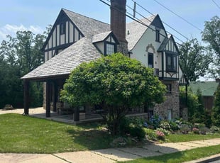 Bush Trimming by Daniel Torres for Ben T. in Reading, PA