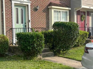 Bush Trimming by James Mozelle for Anthony C. in Hampton, VA