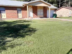 Vickie S.'s Grass Cutting service result