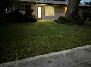 Bush Trimming by Jerry Christy for Devon H. in Boca Raton, FL