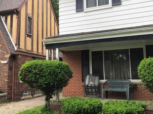 Bush Trimming by Ahmed Berro for Candace C. in Detroit, MI