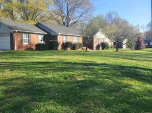 Adams E.'s Lawn Service service result