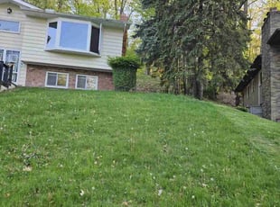 Leaf Removal by Mark Sjostrom for Taylor D. in Seven Hills, OH