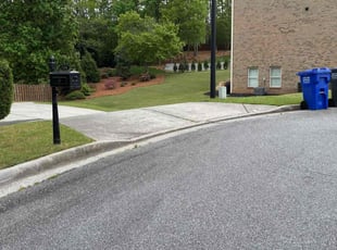 Bella S.'s Lawn Service service result