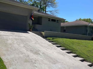 Elizabeth E.'s Lawn Service service result