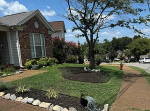Jennifer T.'s Lawn Service service result