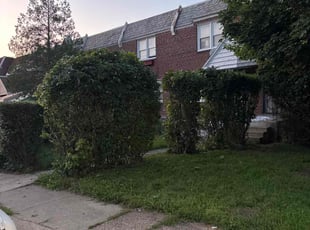 Bush Trimming by Darrell Millner for Curtis B. in Philadelphia, PA