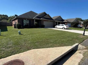 Traci T.'s Lawn Mowing service result