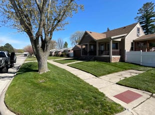 Deborah D.'s Lawn Maintenance service result