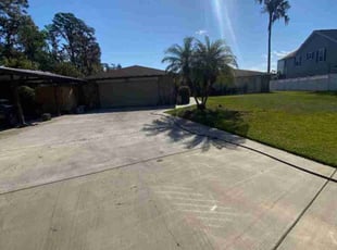 Kelly S.'s Lawn Mowing service result