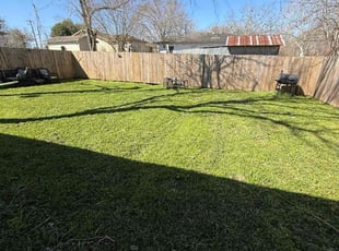 Christi B.'s Grass Cutting service result