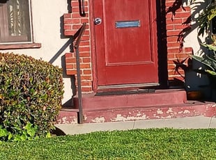 Bush Trimming by William Mendoza for Jocelyn T. in Los Angeles, CA