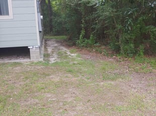 Leaf Removal by Jaron Eiland for Katherine M. in Slidell, LA