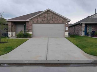 Kristin F.'s Lawn Service service result