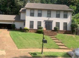 Bush Trimming by Shaquitta Young for Ronshea B. in Memphis, TN