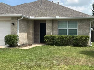 Bush Trimming by Cathy Anderson for Ka Y. in Katy, TX