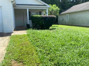 Bush Trimming by Andre Bess for Simone S. in Griffin, GA