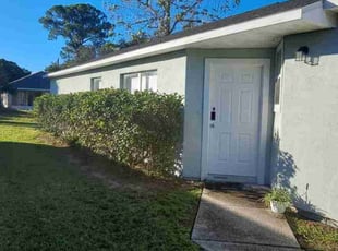 Bush Trimming by Penny Lefort for Brittani-Mae B. in Titusville, FL