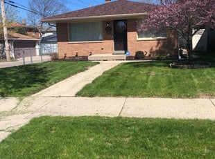 Kris D.'s Lawn Mowing Service service result
