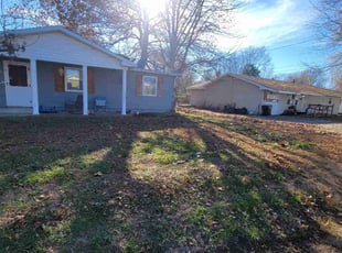 Cleanups by Donnie Jeffries for Rebecca D. in Springfield, MO