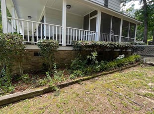 Bush Trimming by Malik Job for Tammy G. in West Columbia, SC