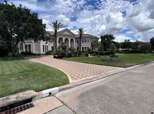 Demetrius J.'s Lawn Mowing service result