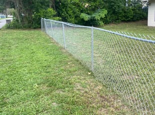Melinda W.'s Lawn Service service result