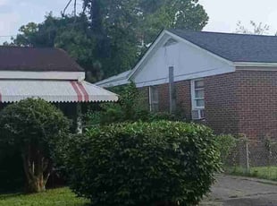 Bush Trimming by Jeffrey Handy for Joyce G. in Augusta, GA