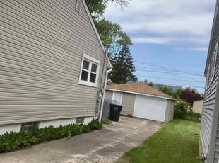 Sonya M.'s Lawn Mowing service result