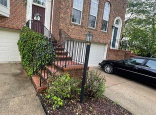Bush Trimming by Eduardo Guzman for Tina D. in Leesburg, VA