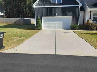 Darryl L.'s Lawn Mowing service result