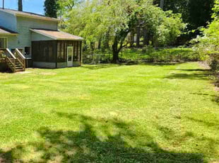 Toyar R.'s Lawn Maintenance service result
