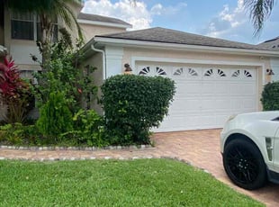 Bush Trimming by Moses Chinquee for Rosa S. in Orlando, FL