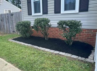 Mulching by Chris Thomas for Sheena G. in Chesterfield, VA