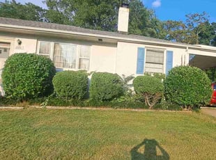 Bush Trimming by Titus Hayes for Raymond D. in Richmond, VA