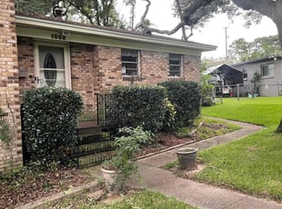 Bush Trimming by Gary Wright for Matthew S. in Pensacola, FL