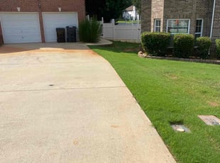 Jackie M.'s Lawn Service service result